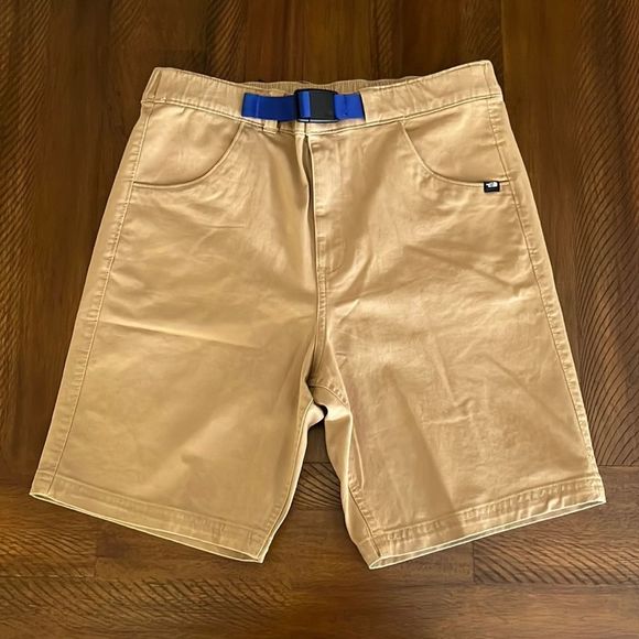 The North Face Boys' Bay Trail 7 Inch Short - Picture 1 of 7